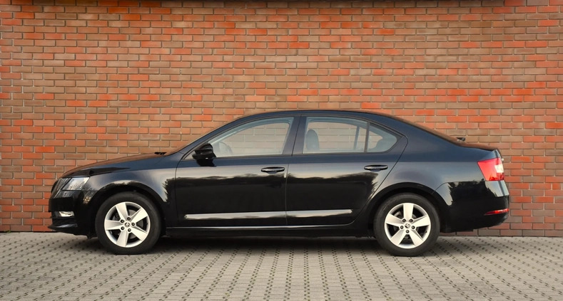 Skoda Octavia cena 65900 przebieg: 118000, rok produkcji 2019 z Poznań małe 154